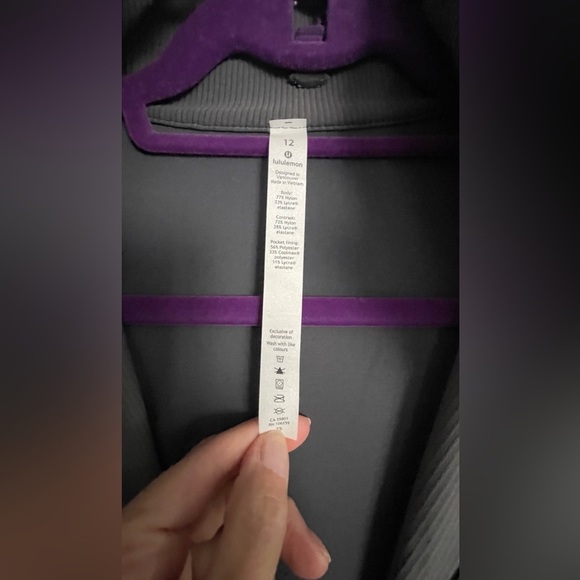 Lululemon size 12 Movement to Movement grey 
Zip up - Picture 6 of 6